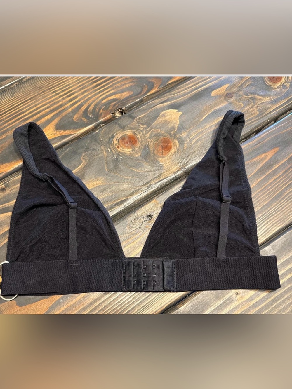 Skims triangle bralette - Picture 2 of 3